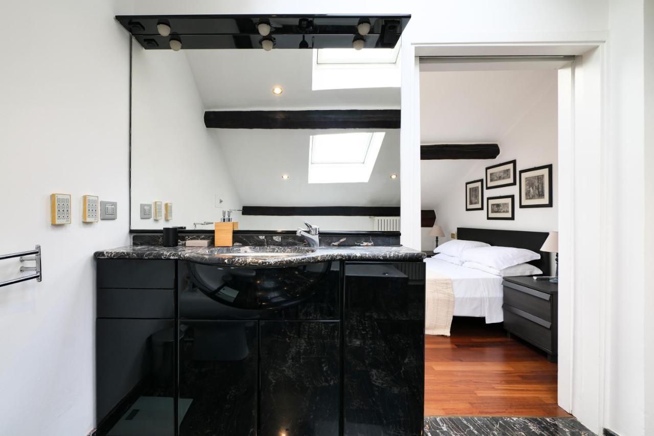 Appartamento Elegant P.Venezia Attic Milano Esterno foto