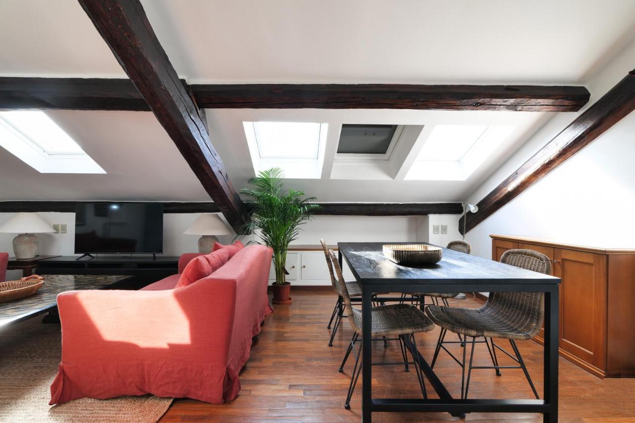 Appartamento Elegant P.Venezia Attic Milano Esterno foto